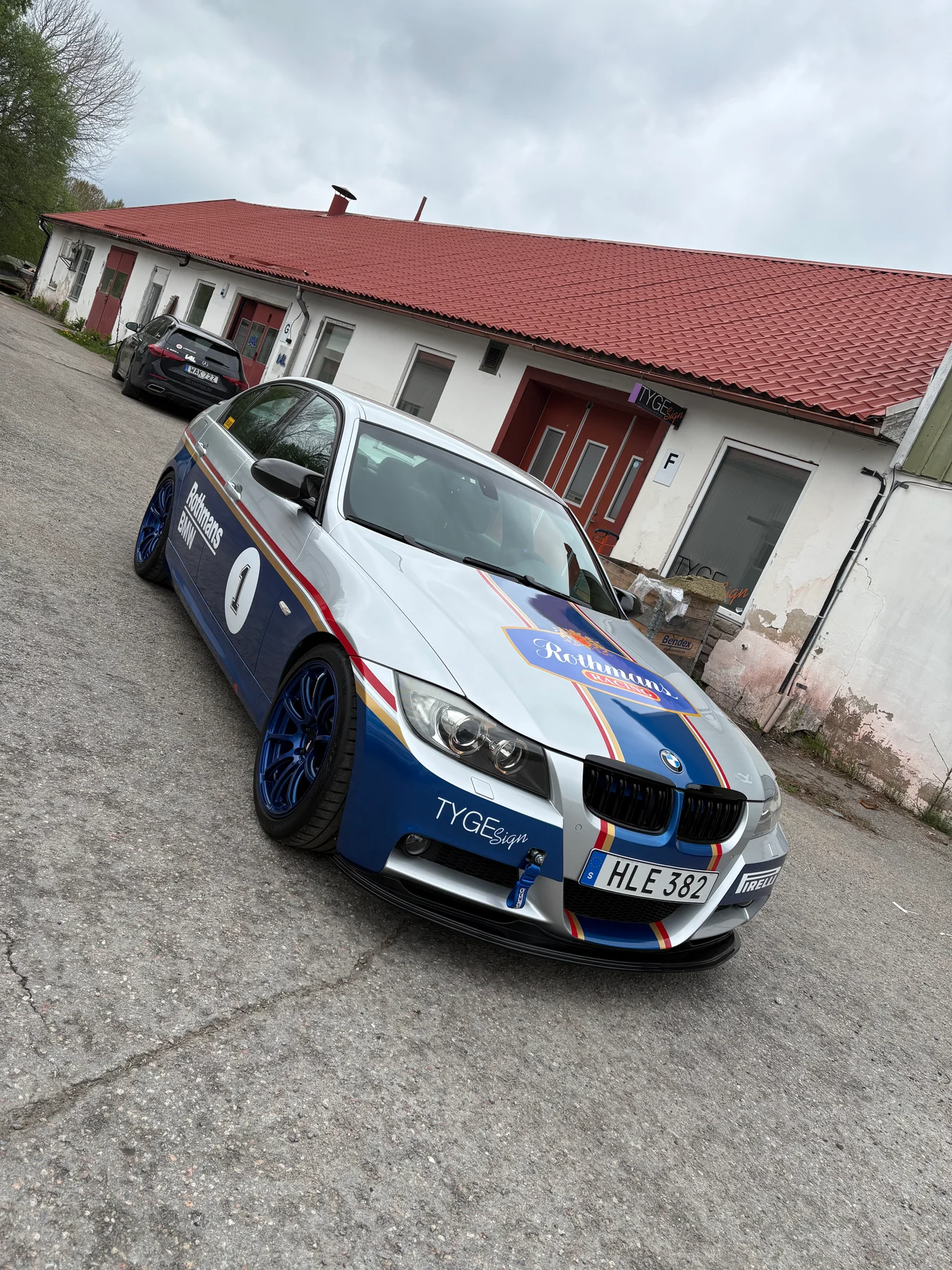 Racinginspirerad bildekor från sidan